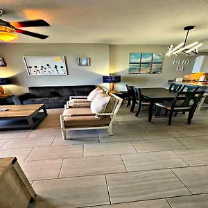 Vacation In Comfort And Luxury - 3 Bedroom Direct Oceanfront - Wyndham Ocean Walk 2425 , Daytona Beach United States
